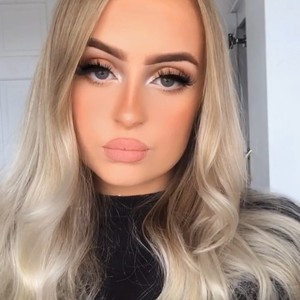 Abbie - Make-up tutor - Manchester