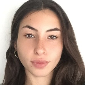 Carlota - Profe de informática - Sevilla