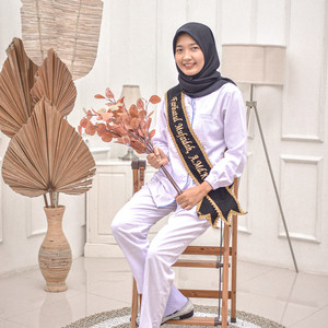 Farihatul - Guru cara merawat bayi baru - Kecamatan Tanjunganom