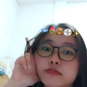 Madeleine - Guru grammar bahasa inggris - Medan