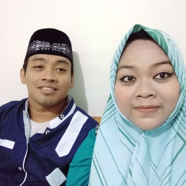 Slowaewist - Guru bahasa arab - Ujungpangkah