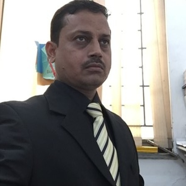 Dr (Prof)Alok - Graduate Diploma in Law tutor - New Delhi