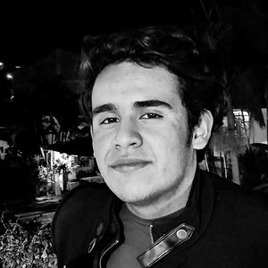 Emmanuel - Profe de química - Etzatlán