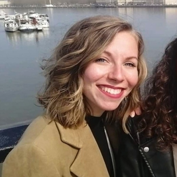 Laura - Prof de français - Nîmes