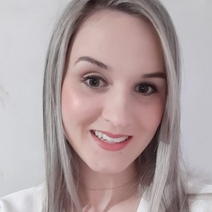 Mariana - Prof de estética - Boqueirão