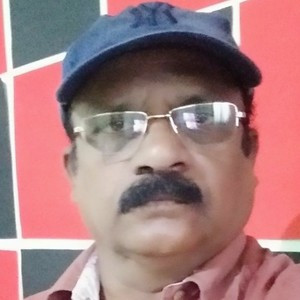 Lakshmanan - Piano tutor - Periyanaickenpalayam