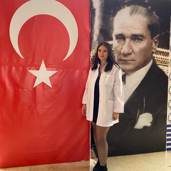 Nurefşan - Matematik öğretmeni - 