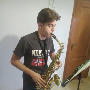 Antonio - Profe de saxofón - Dos Hermanas