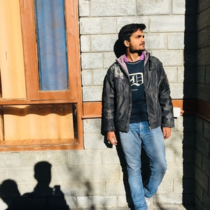 Madhur - Algebra tutor - Gwalior