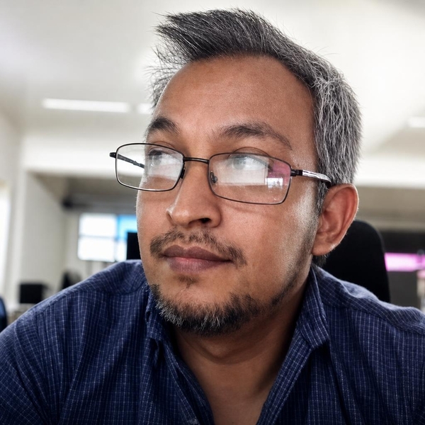 Juan Jose - Profesor de matemática - Durango