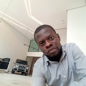Henry - Piano teacher - Lagos