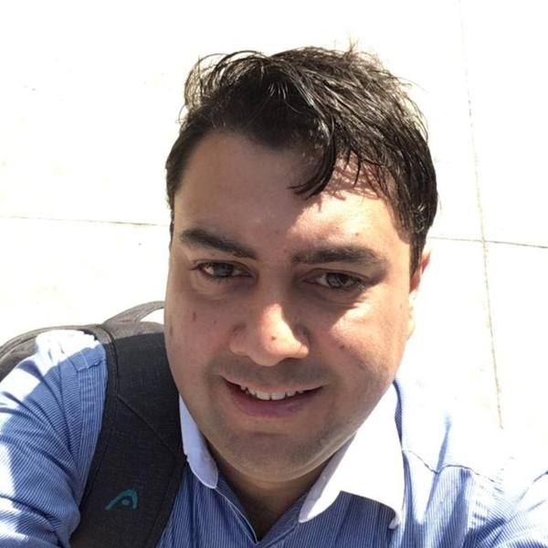 Pablo - profesor de derecho civil - La Cisterna