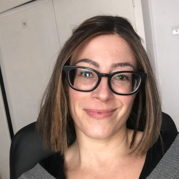 Amandine - French speaking teacher - Belfast