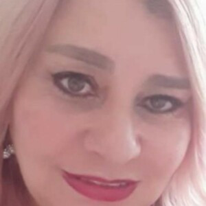 Nidia - Profe de cosmetología - Bogotá