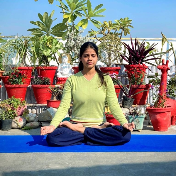 Diksha - Yoga instructor - Ghaziabad