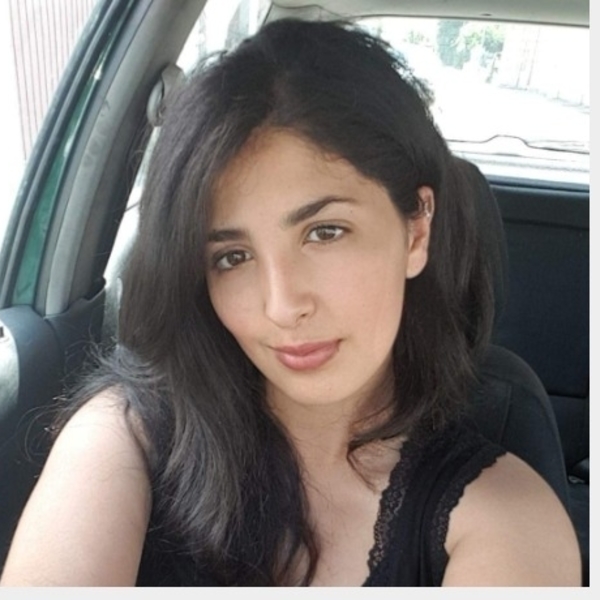 Amina - Prof de maths - Grilly