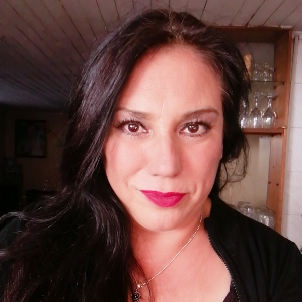 Yannette Navarro - Profe de coaching para buscar empleo - Futrono