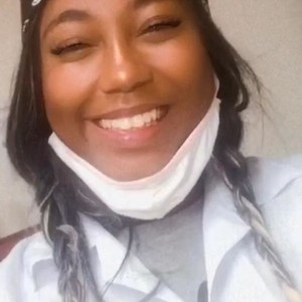 Juliana - Professor de Biologia - Glória
