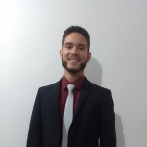 Lucas - Professor de matemática - Recife