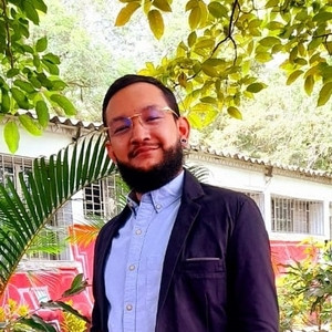 Juan Sebastian - profesor de artes plásticas - Huila