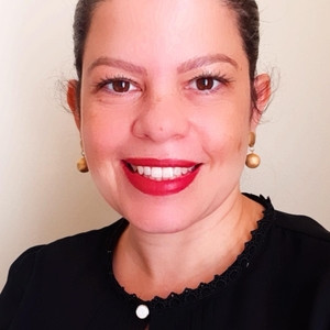 Fernanda - Prof de estética - Guanambi