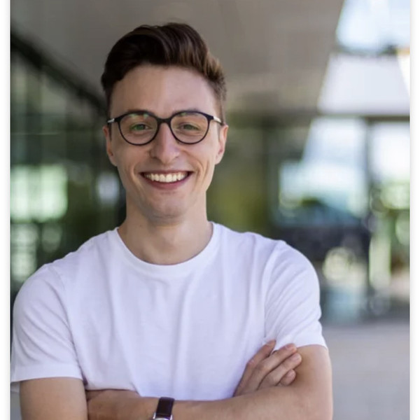 Chris - Lehrkraft für Mikroökonomie - München
