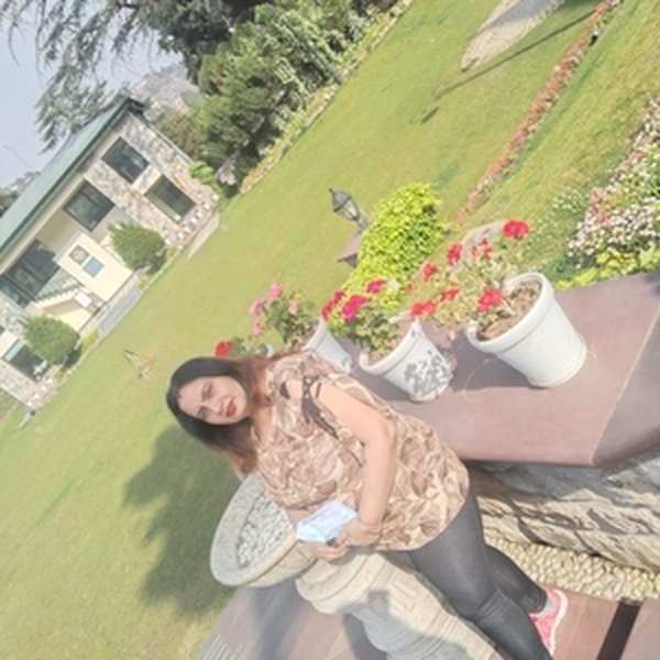 Nisha - Mathematics tutor - New Delhi