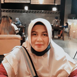 Lutfia - Guru grammar bahasa inggris - Kecamatan Tanjungpinang Timur