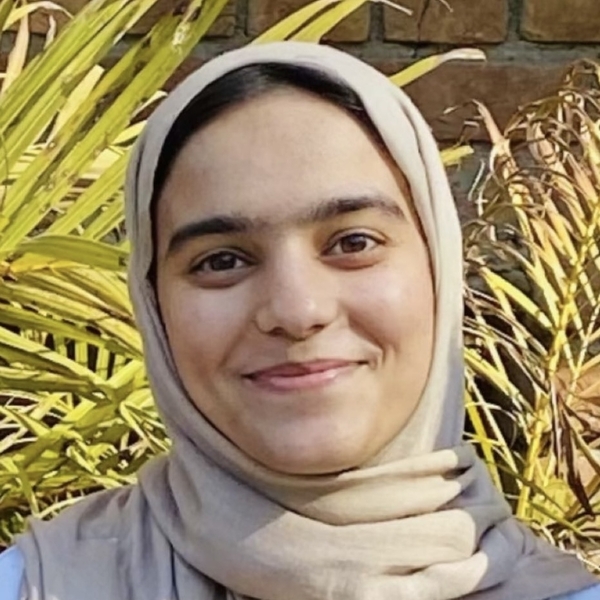 Mahrukh - Biology tutor - Sopore