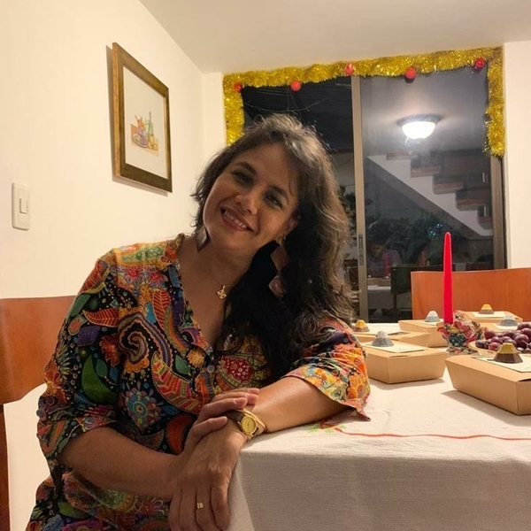 SANDRA MARIA - profesor de pintura - Cali