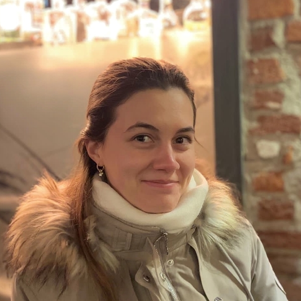 Marta - Profesor français - Fornells