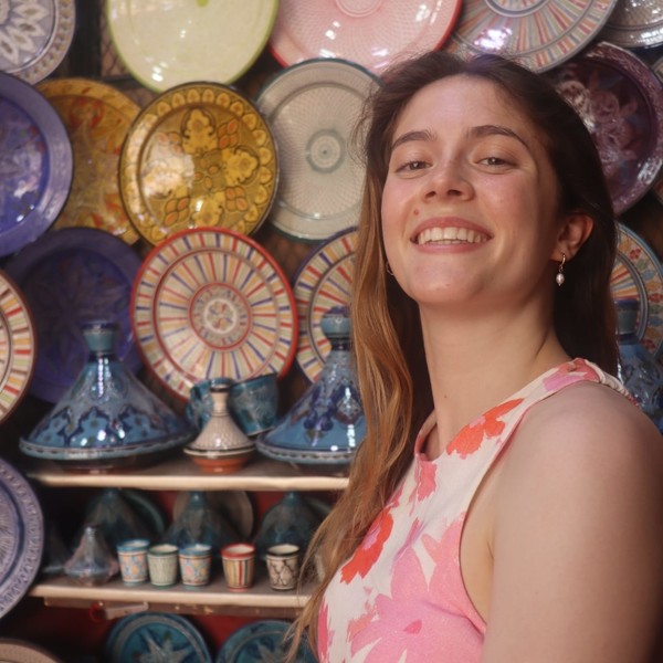 Inês - Professor de biologia - Lisboa