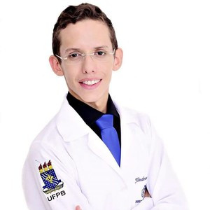 Ylanderson - Prof de auxílio para alunos com autismo - Bayeux