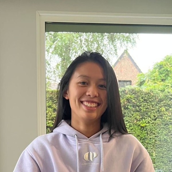 Inès - Prof de maths - Villejuif