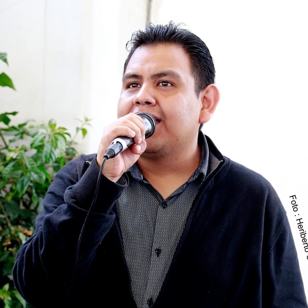Arturo Wenceslao - Profesor de sociologie - Puebla
