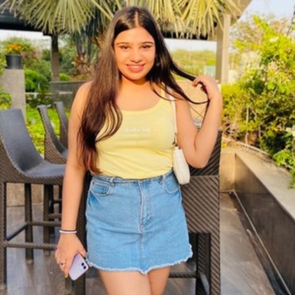 Simran - Personal shopping teacher - Gurugram