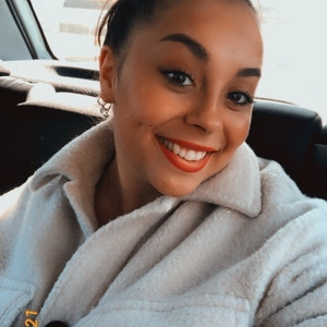 Iolana - Prof de tresses - Mons