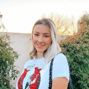 Alexine - Prof d'aide aux devoirs - Mauguio