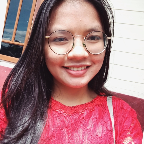 Grace Dahlia - Guru kosa kata - bahasa inggris - Kecamatan Tembalang