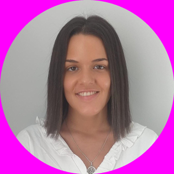 Bruna - Professor de psicologia - Lisboa