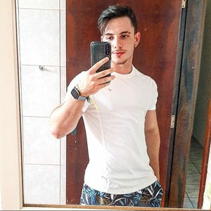 Luis - Professor de física - São Carlos