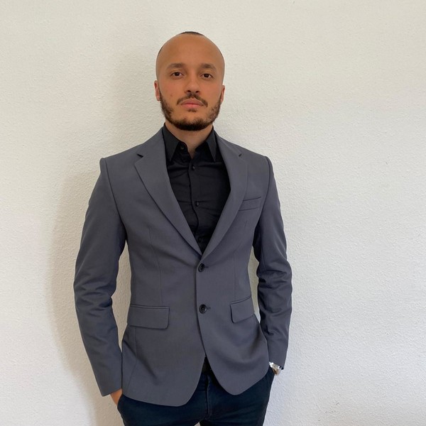 Abou-baker - Prof de comptabilité - La Ricamarie