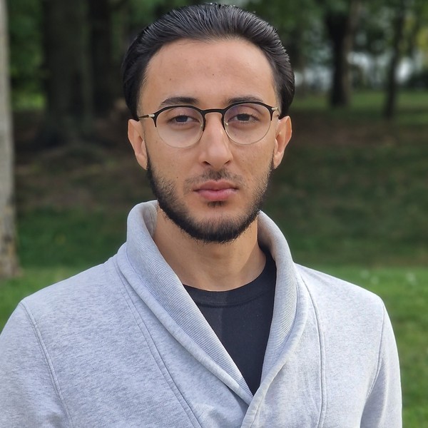 Hamza - Prof d'arabe - Avignon