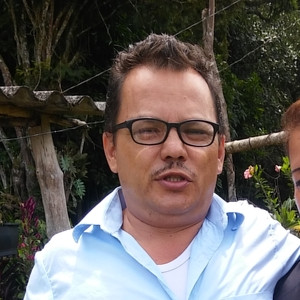 Josehugo - prof de Reparación de computadores - Cali