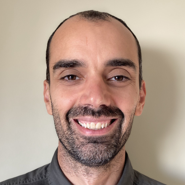 Mauricio - Prof de inglês - Planalto Paulista