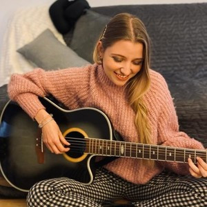 Clara - Prof de ukulélé - Ambarès-et-Lagrave