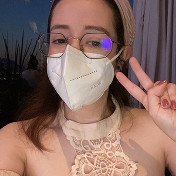 Alejandra - Profesor de biología celular - Monterrey