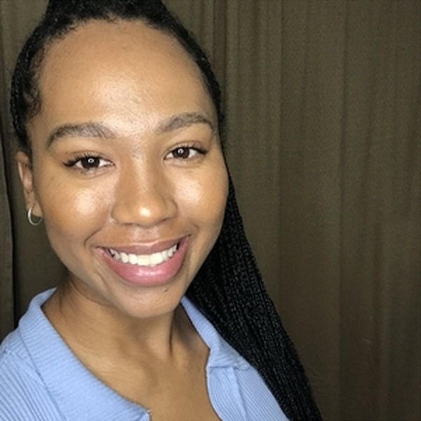 Yuané - English listening teacher - Kariega