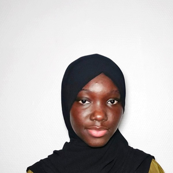 Marieme Lo - Prof de maths - Calais