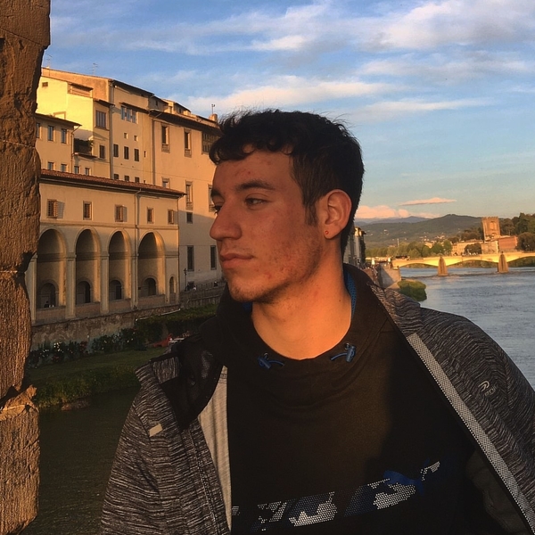Stefano - Insegnante di aiuto compiti - Firenze
